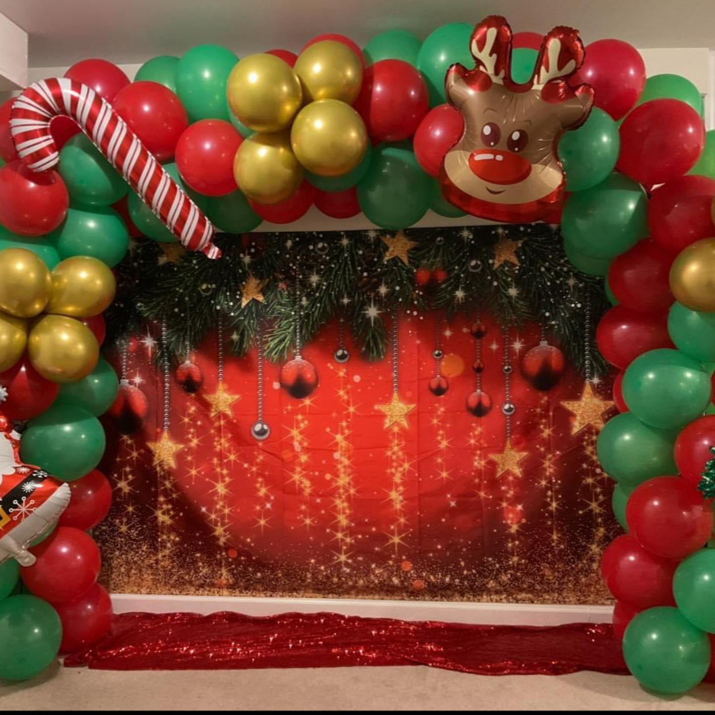 KUSTOM BALLOON ARCHES
