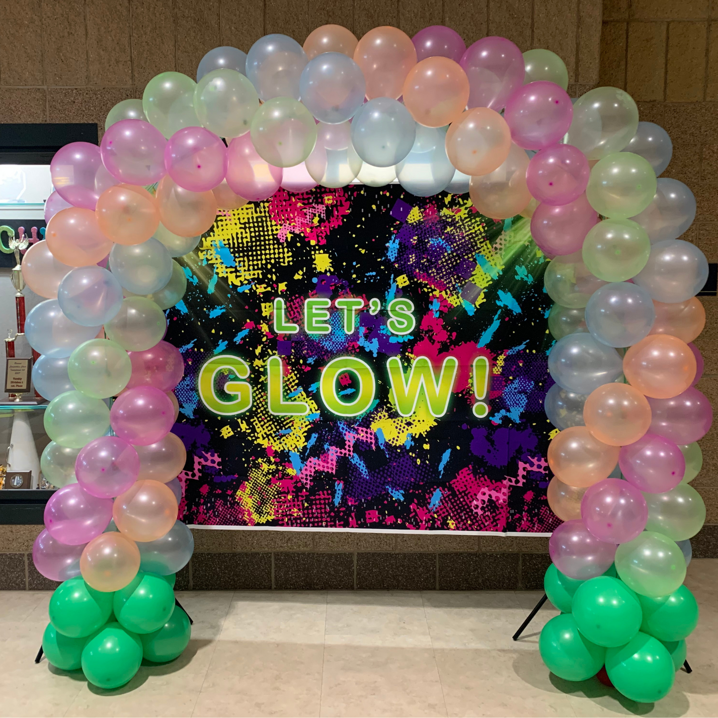 KUSTOM BALLOON ARCHES